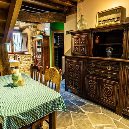Casona De El Castaniu Hotel Serrapio Buitenkant foto