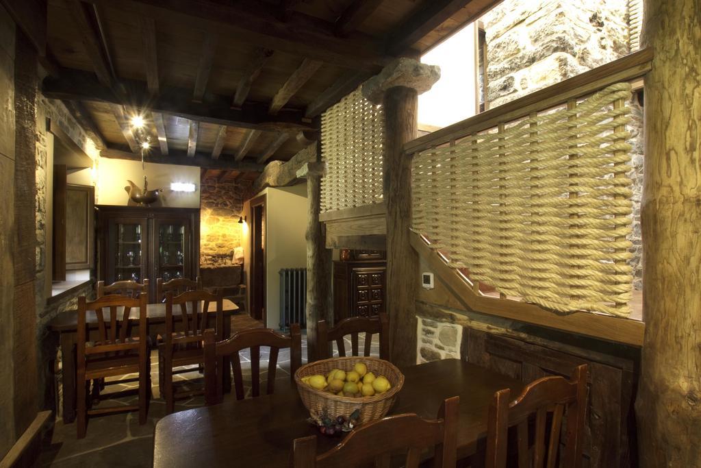 Casona De El Castaniu Hotel Serrapio Buitenkant foto